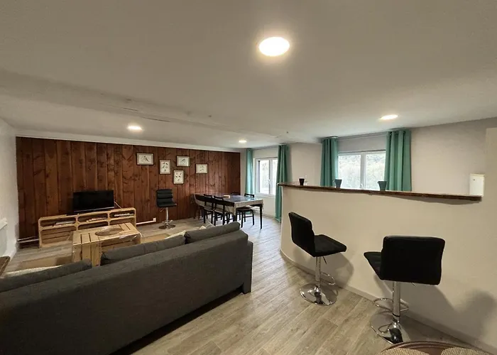 Au Coeur Du Centre Equestre - 4 Pers. - Fr-1-489-623 Le Vernet (Allier)